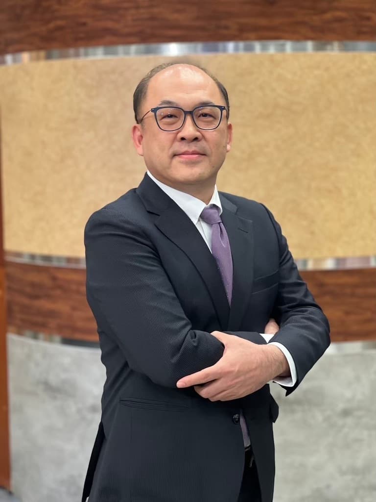 image of Prof. Hsu-Wei Fang